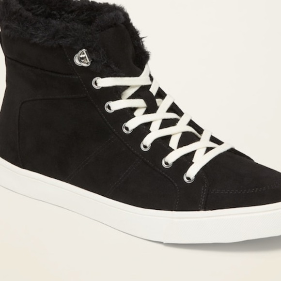 Old Navy Suede Faux Fur Lined High Tops for Women - Picture 2 of 6